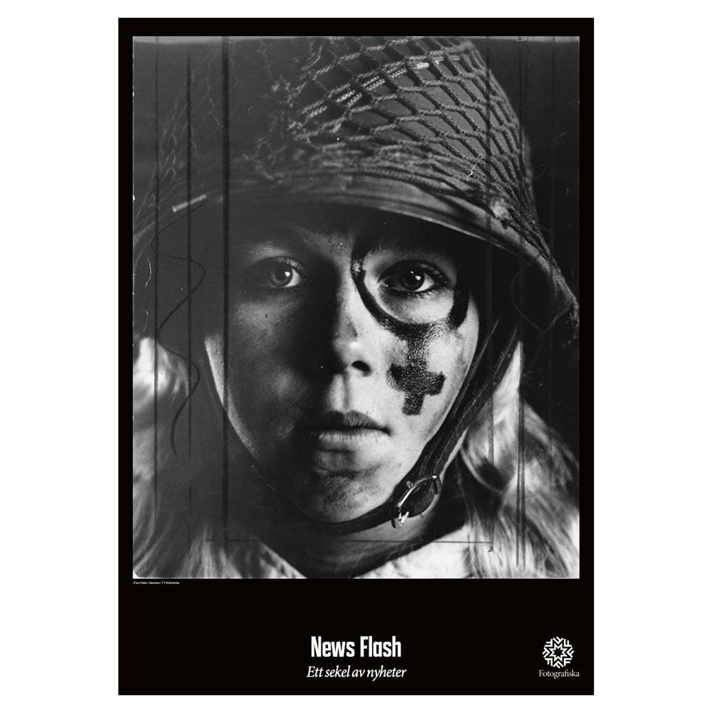 Kvinnlig soldat Poster | Fotografiska Posters