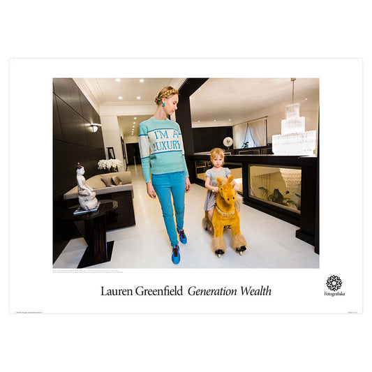 Lauren Greenfield - "Ilona with her daughter" | Fotografiska Posters